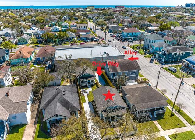 Property at 3825 Avenue N 1/2, Galveston, TX 77550, 4 beds, 2 baths