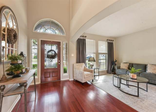 Property at 8115 Buffalo Springs Ct, Sugar Land, TX 77479, 5 beds, 3.5 baths