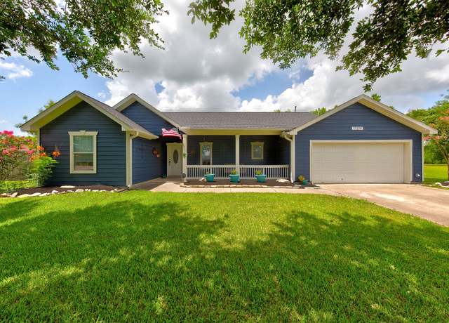 Property at 17219 Lake Ridge Cir, Rosharon, TX 77583, 3 beds, 2.5 baths
