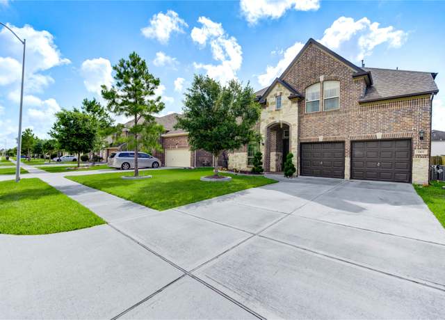 Property at 1103 River Delta Ln, Rosenberg, TX 77469, 4 beds, 3.5 baths