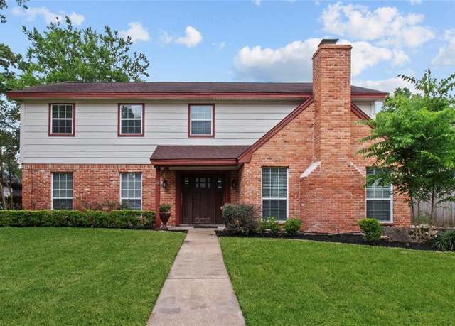 Property at 5610 Oakhaven Ln, Houston, TX 77091, 4 beds, 2.5 baths