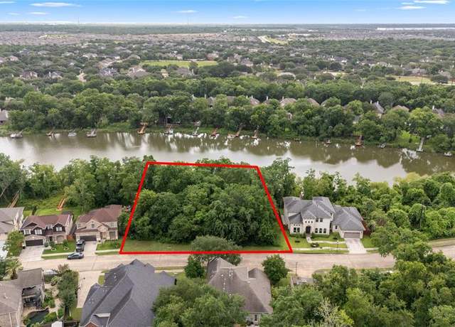 Property at 155 Island Blvd, Missouri City, TX 77459