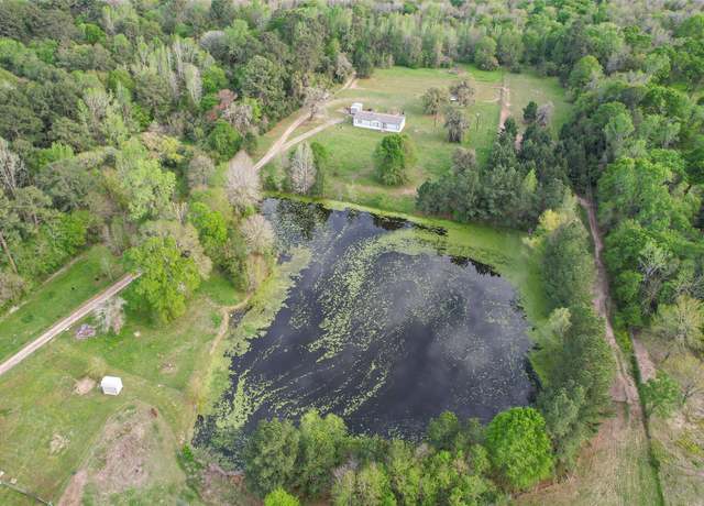 Property at 2735 Bobville Rd, Montgomery, TX 77316, 6 beds, 5 baths