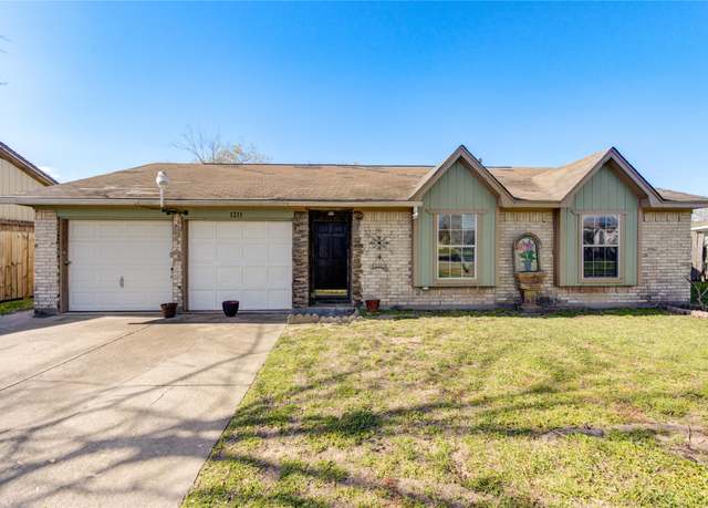 Property at 1311 Bournemouth Dr, Pasadena, TX 77504, 3 beds, 2 baths