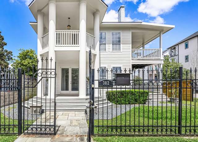 Property at 302 W Drew St, Houston, TX 77006, 3 beds, 2.5 baths