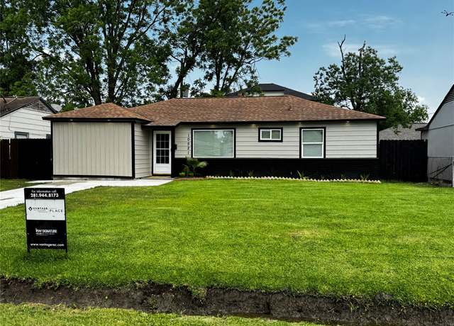 Property at 10521 Cathedral Dr, Houston, TX 77051, 4 beds, 2 baths