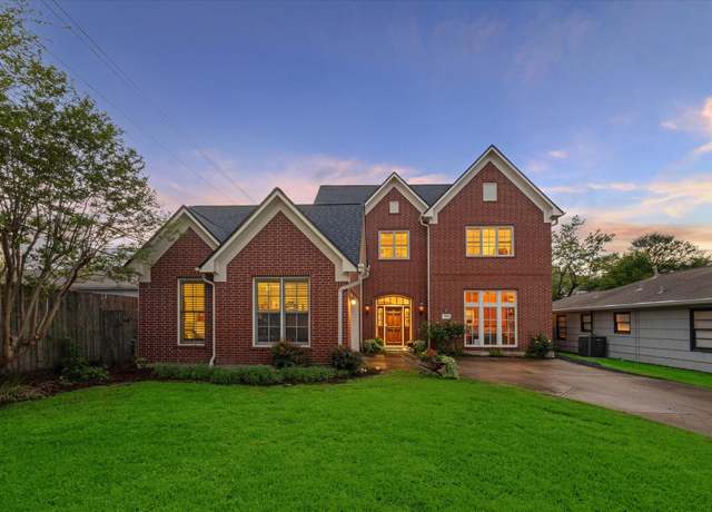 Property at 3606 Las Palmas St, Houston, TX 77027, 4 beds, 3.5 baths