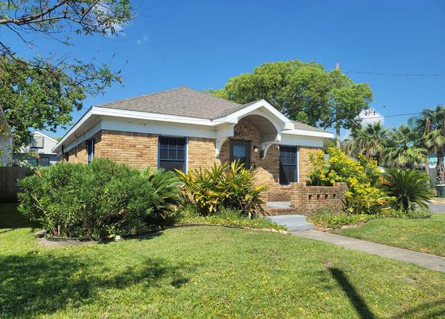 Property at 2301 45th St, Galveston, TX 77551, 3 beds, 2 baths