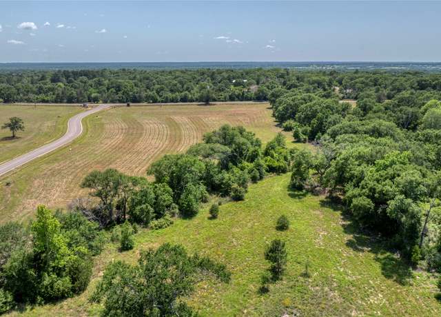 Property at 293 Bellwood Lake Ln, Bellville, TX 77418