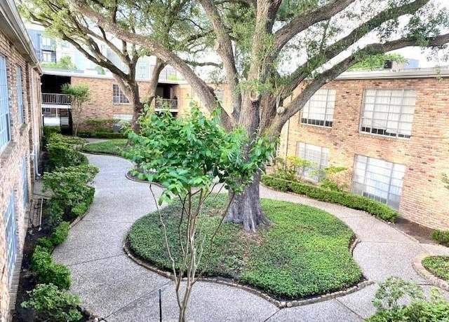 Property at 2101 Fountain View Dr #68, Houston, TX 77057, 3 beds, 2 baths