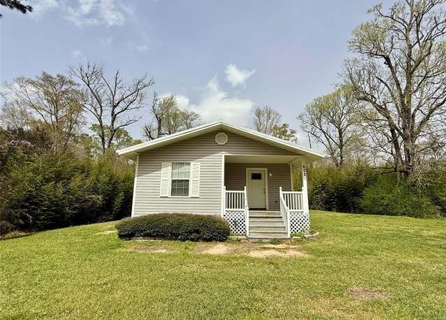 Property at 602 E Main St, Kirbyville, TX 75956, 2 beds, 1 bath