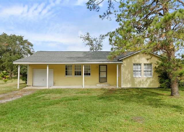 Property at 8304 Neville Ave, Hitchcock, TX 77563, 3 beds, 1 bath