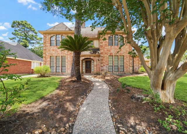 Property at 5631 Rocky Brook Dr, Kingwood, TX 77345, 5 beds, 3.5 baths
