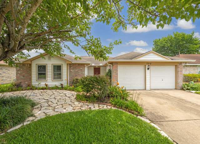 Property at 750 Sugar Hill Dr, La Porte, TX 77571, 3 beds, 2 baths