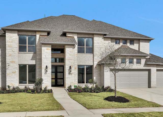 Property at 5027 Fountainhead Ln, Manvel, TX 77578, 5 beds, 4.5 baths