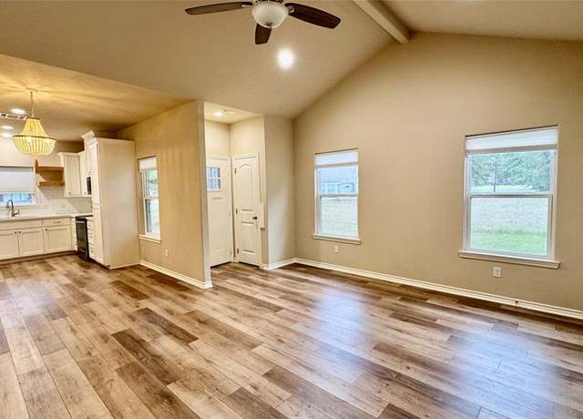 Property at 25 Shallow Spgs, Trinity, TX 75862, 3 beds, 2 baths