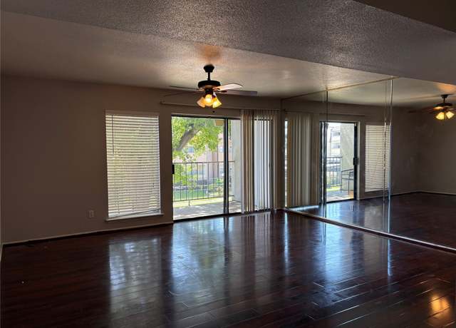Property at 2822 S Bartell Dr #22, Houston, TX 77054, 2 beds, 2 baths