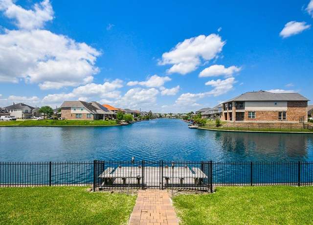 Property at 3938 Amalfi Shores Ct, Missouri City, TX 77459, 4 beds, 3.5 baths