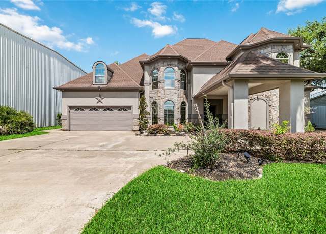 Property at 2426 Tackaberry St, Houston, TX 77009, 8 beds, 4.5 baths