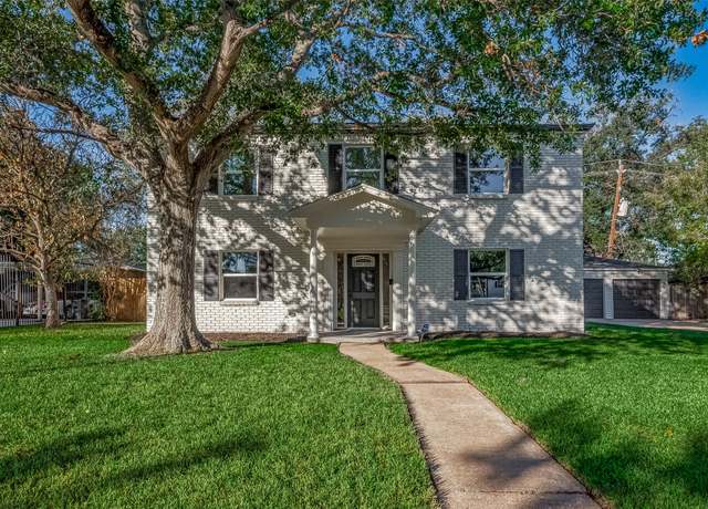 Property at 2414 Walnut Bend Ln, Houston, TX 77042, 3 beds, 2.5 baths