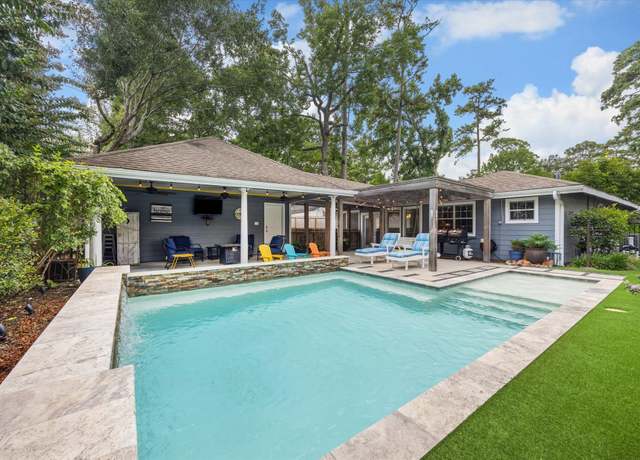 Property at 1547 Sue Barnett Dr, Houston, TX 77018, 3 beds, 2 baths
