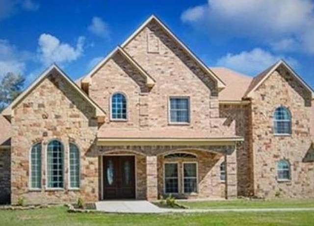 Property at 377 Fm 3179 Rd, Huntsville, TX 77340, 5 beds, 4.5 baths