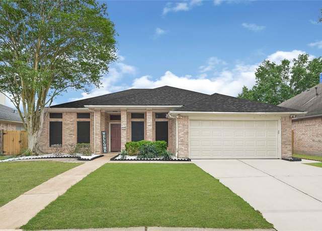 Property at 6302 Crossway Dr, Houston, TX 77084, 4 beds, 2 baths