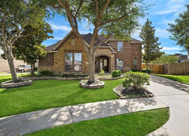 Property at 6123 Cameron Ct, League City, TX 77573, 4 beds, 3.5 baths
