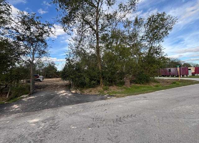 Property at 00 Ridge Dr, Crosby, TX 77532