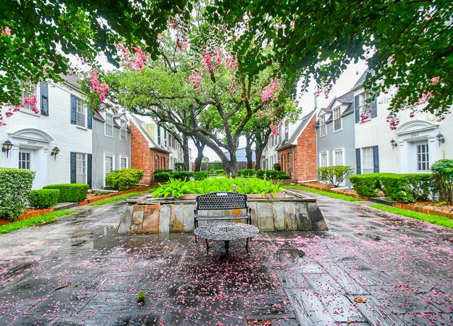 Property at 2635 Marilee Ln #2635, Houston, TX 77057, 2 beds, 1.5 baths