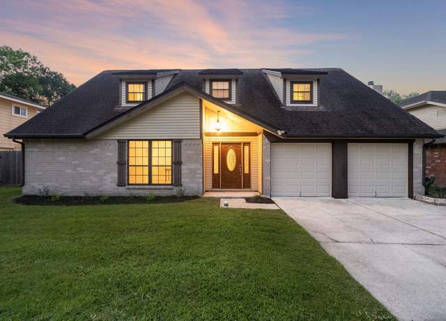 Property at 2311 Jackson Ln, League City, TX 77573, 5 beds, 2.5 baths