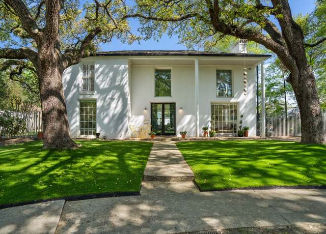 Property at 2207 Stanmore Dr, Houston, TX 77019, 4 beds, 4.5 baths