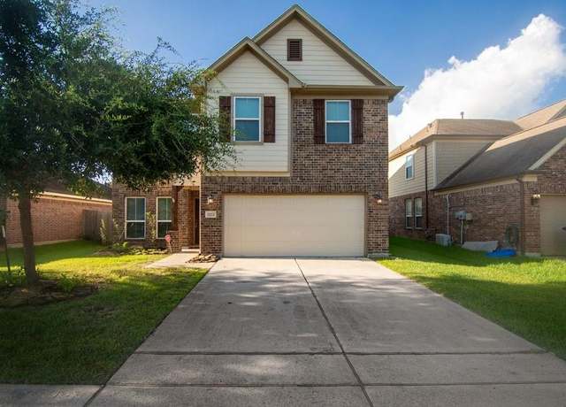 Property at 5222 El Tigre Ln, Baytown, TX 77521, 3 beds, 2.5 baths