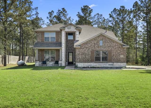 Property at 9850 Guadalupe St, Conroe, TX 77303, 5 beds, 3 baths