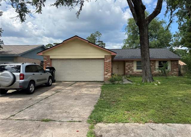 Property at 5319 Straight Arrow Dr, Humble, TX 77346, 4 beds, 2 baths
