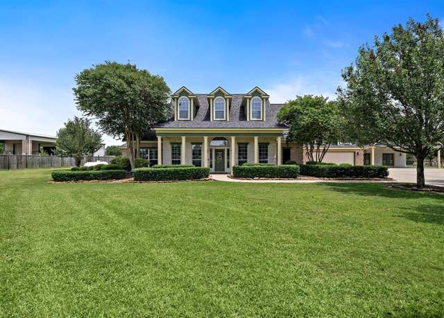 Property at 15302 Devin Ln, Crosby, TX 77532, 4 beds, 4.5 baths