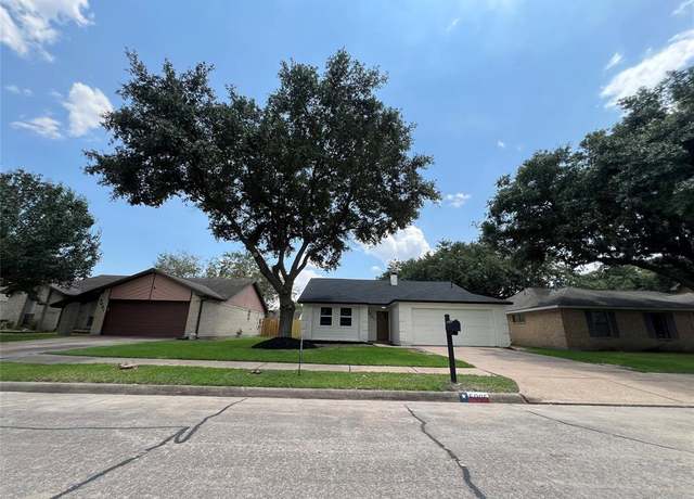 Property at 5005 Meadow Crest St, La Porte, TX 77571, 4 beds, 2 baths