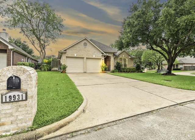 Property at 19931 Ivory Mills Ln, Katy, TX 77094, 3 beds, 2.5 baths