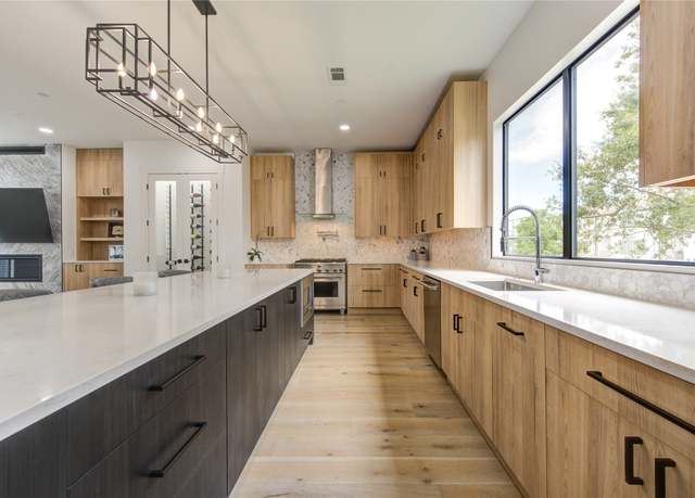 Property at 1611 W 22nd St Unit C, Houston, TX 77008, 3 beds, 4.5 baths