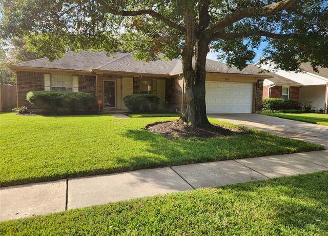 Property at 5515 Pimberton Ln, Spring, TX 77379, 3 beds, 2 baths