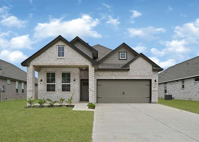 Property at 400 Little Spring Ct, Anahuac, TX 77514, 3 beds, 2 baths