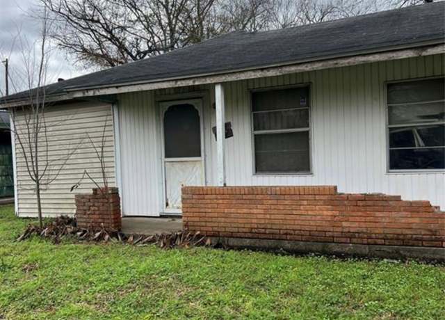 Property at 5710 Ridgeway Dr, Houston, TX 77033, 3 beds, 1 bath