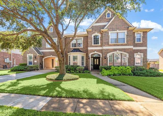 Property at 8718 Stowe Creek Ln, Missouri City, TX 77459, 4 beds, 3.5 baths