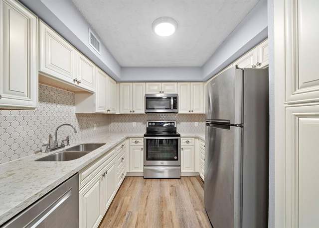 Property at 11002 Hammerly Blvd #119, Houston, TX 77043, 4 beds, 2.5 baths