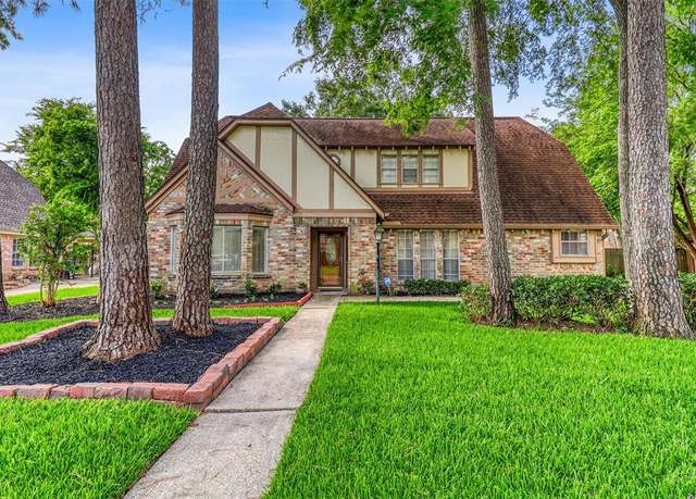 Property at 5315 Woodville Ln, Spring, TX 77379, 4 beds, 2.5 baths