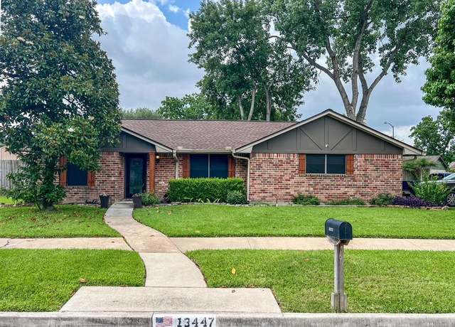 Property at 13447 Greenbriar Dr, Sugar Land, TX 77498, 3 beds, 2 baths