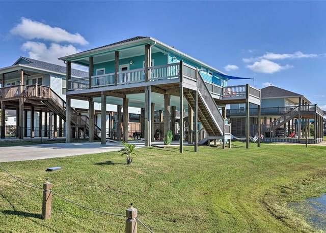 Property at 948 Holiday, Crystal Beach, TX 77650, 3 beds, 2 baths