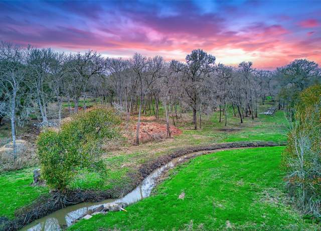 Property at 17100 Highway 35, West Columbia, TX 77486