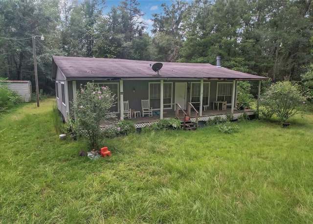 Property at 295 Hollywood St, Livingston, TX 77351, 2 beds, 1 bath
