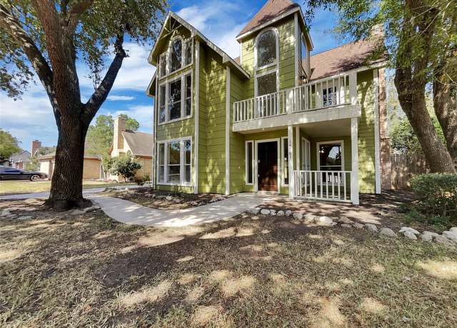 Property at 14718 W Bend Dr, Houston, TX 77082, 3 beds, 2.5 baths